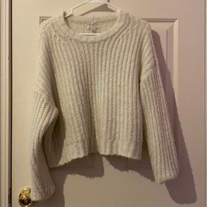 White long sleeve sweater